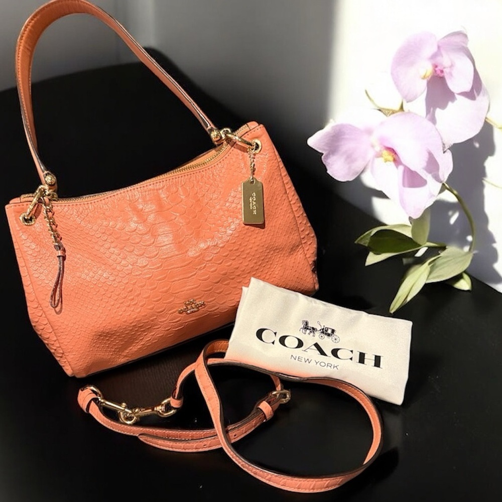 Coach soft snake leather Peach pink Bag hobo with coa gold hangtag purse - Picture 2 of 16